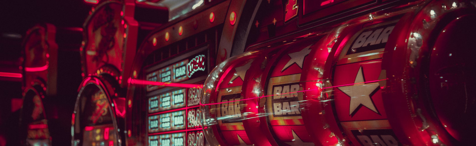 Progressive slot machines don't come any bigger than at Punt Casino, with the biggest jackpots up for grabs.