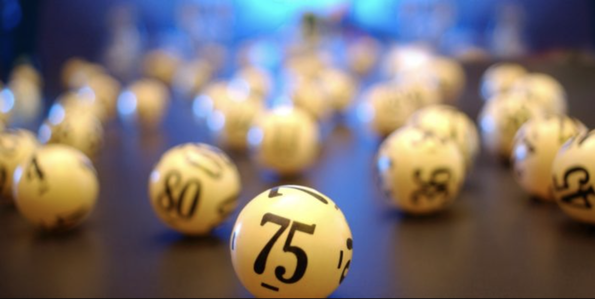 Some live keno games are played using plastic balls that represent the keno numbers.