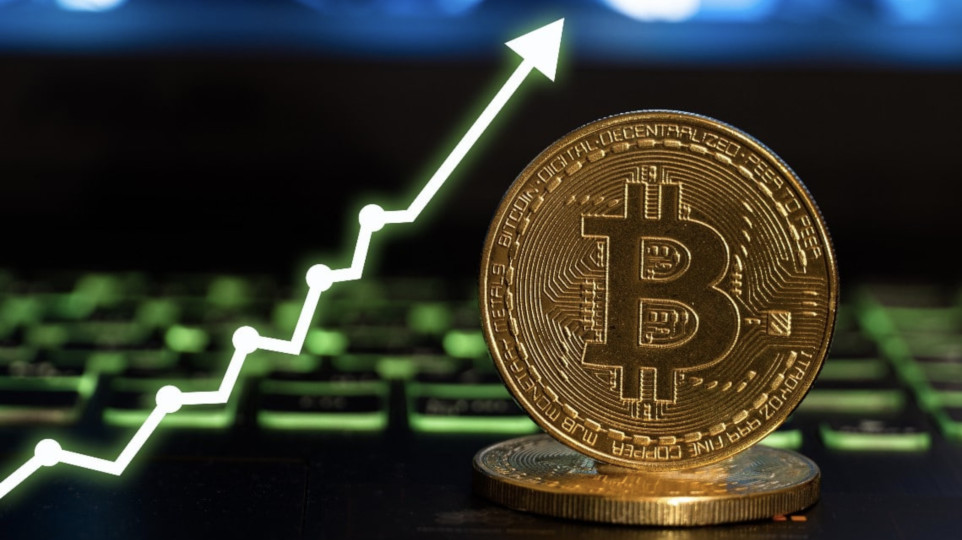 Bitcoin price on the rise following ETF Scramble.